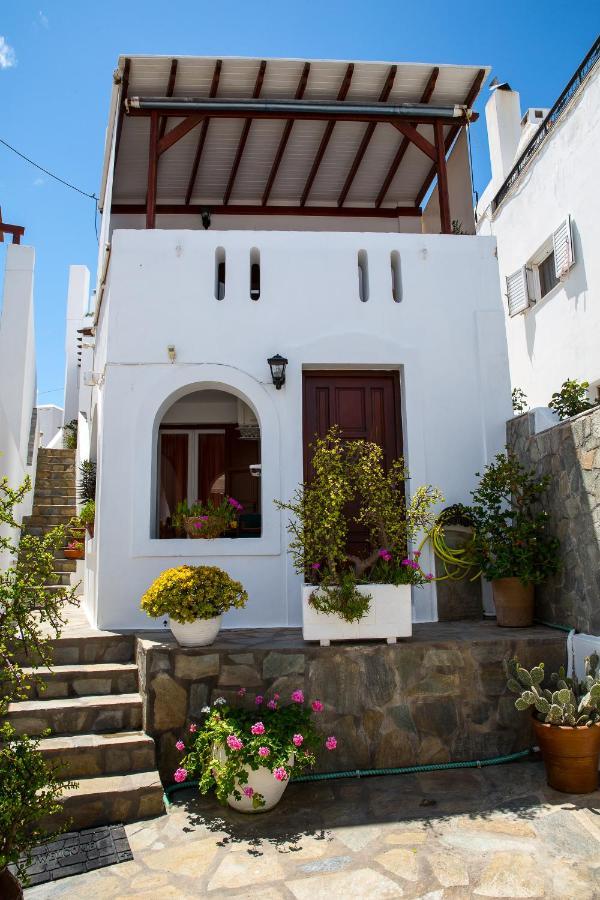 Irene Rooms Naousa Parou Exterior photo